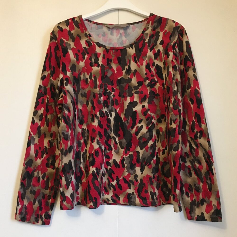 TanJay Red Camo Animal Spot Print Knit Pullover Sweater Leopard Rosettes